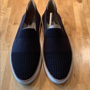 Black Ugg “Sammy” Slip on